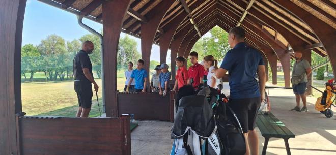 JUNIORSKI GOLF KAMP, GOLF KLUB CENTAR