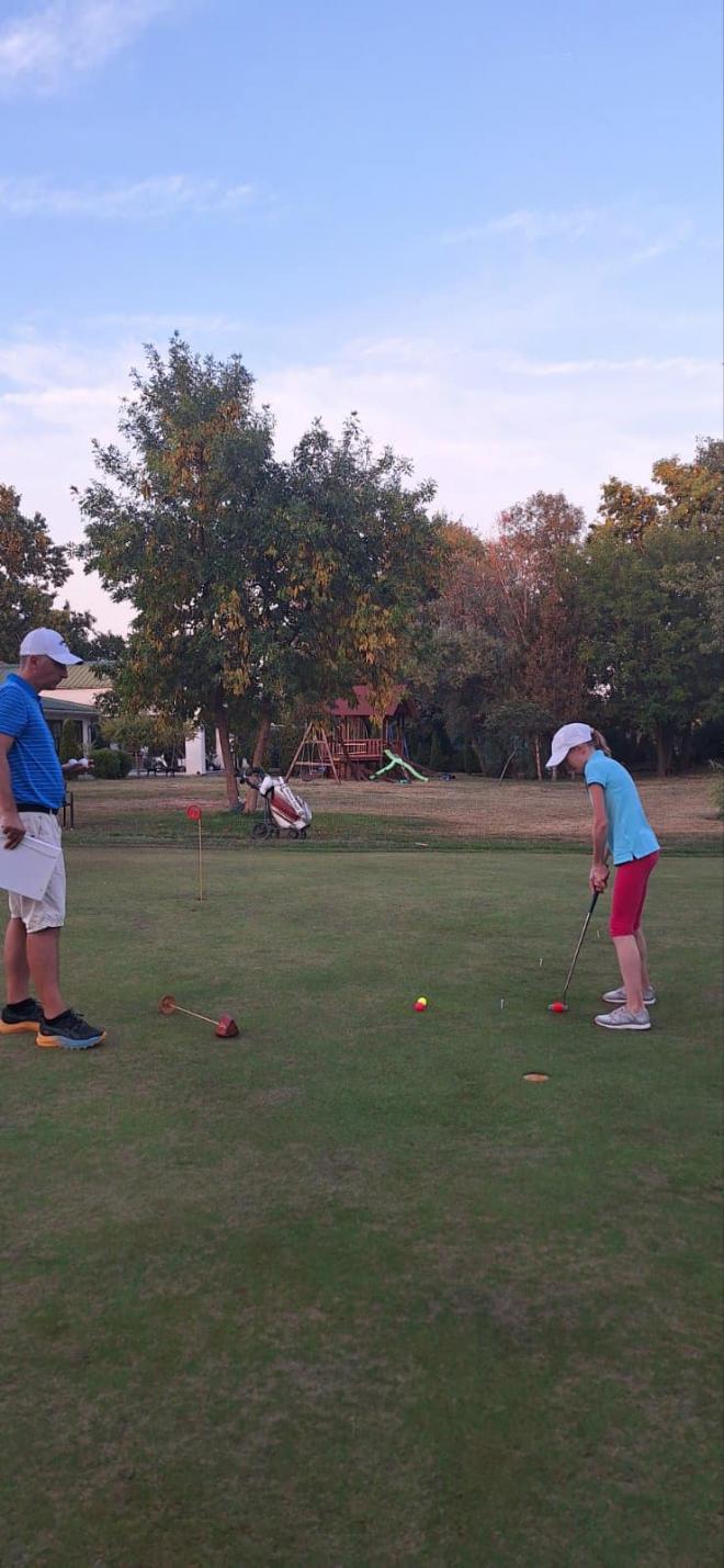 JUNIORSKI GOLF KAMP, GOLF KLUB CENTAR