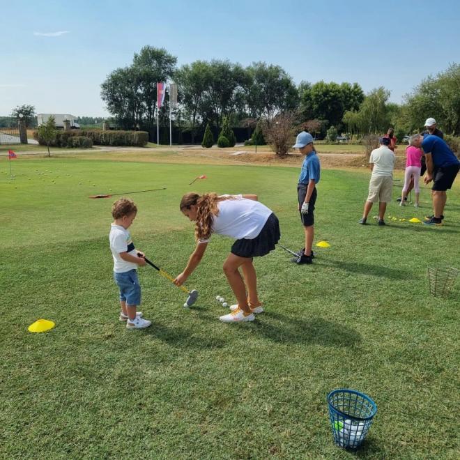 JUNIORSKI GOLF KAMP, GOLF KLUB CENTAR